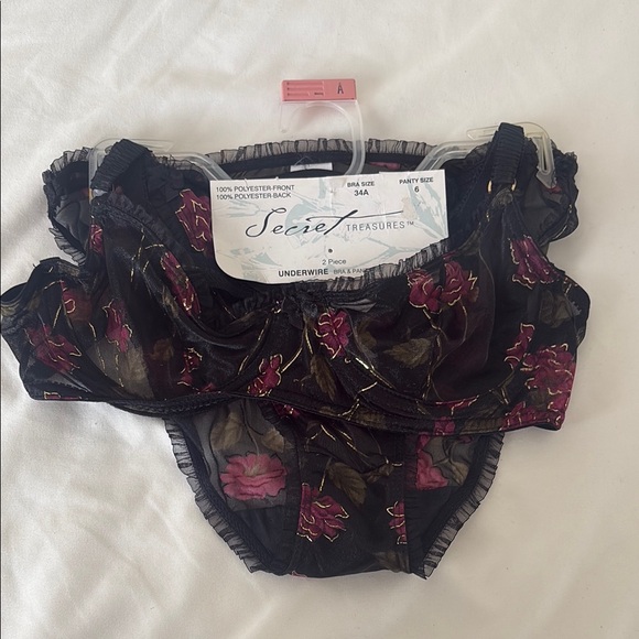 Secret Treasures Black and Burgundy Floral Bra Set - Picture 3 of 14